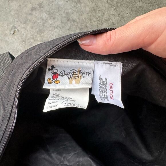 WALT DISNEY NYLON DUFFLE BAG - Picture 3 of 4